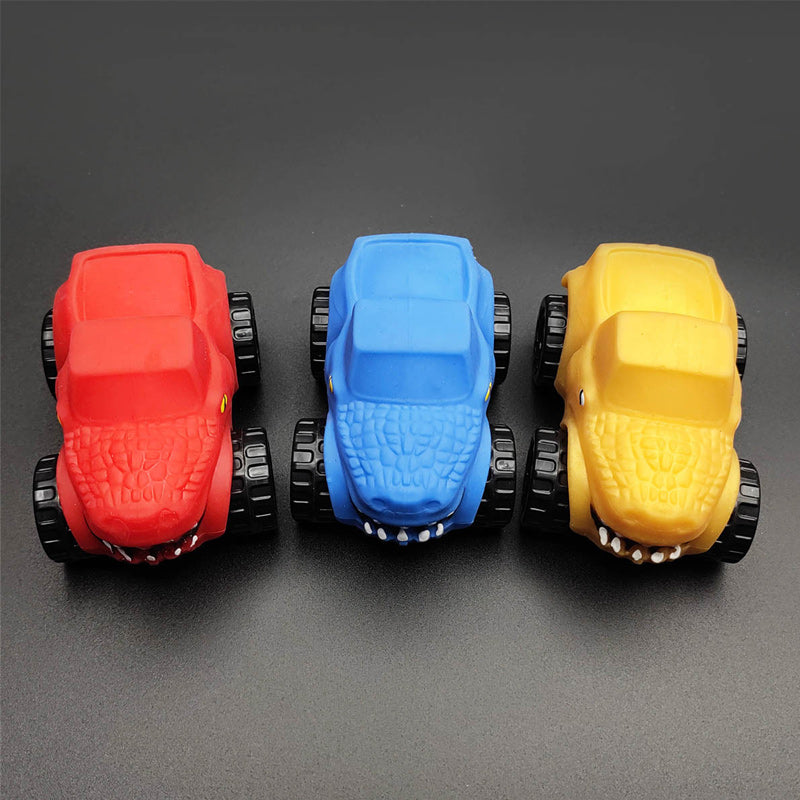 Formą keičiantis žaislinis automobilis