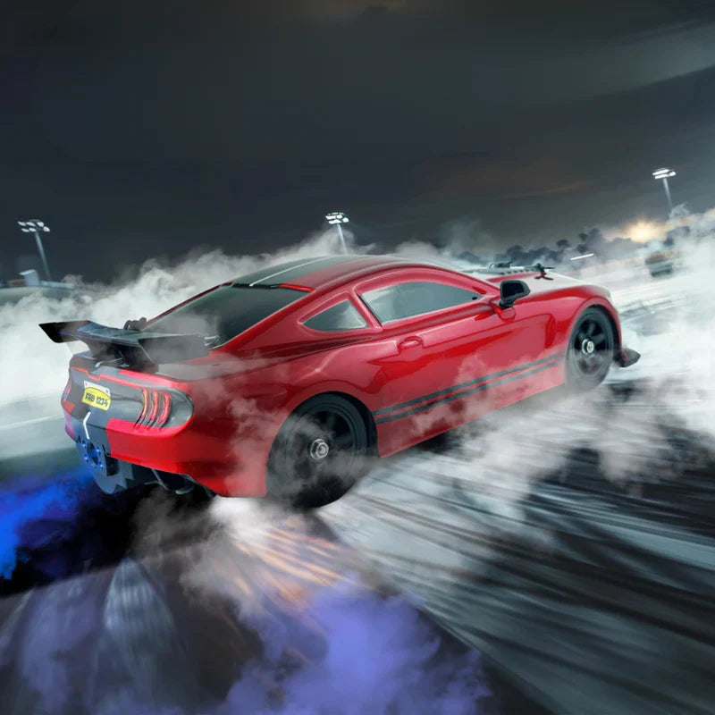 RC Drift Automobilis su LED Šviesomis ir Garų Efektu