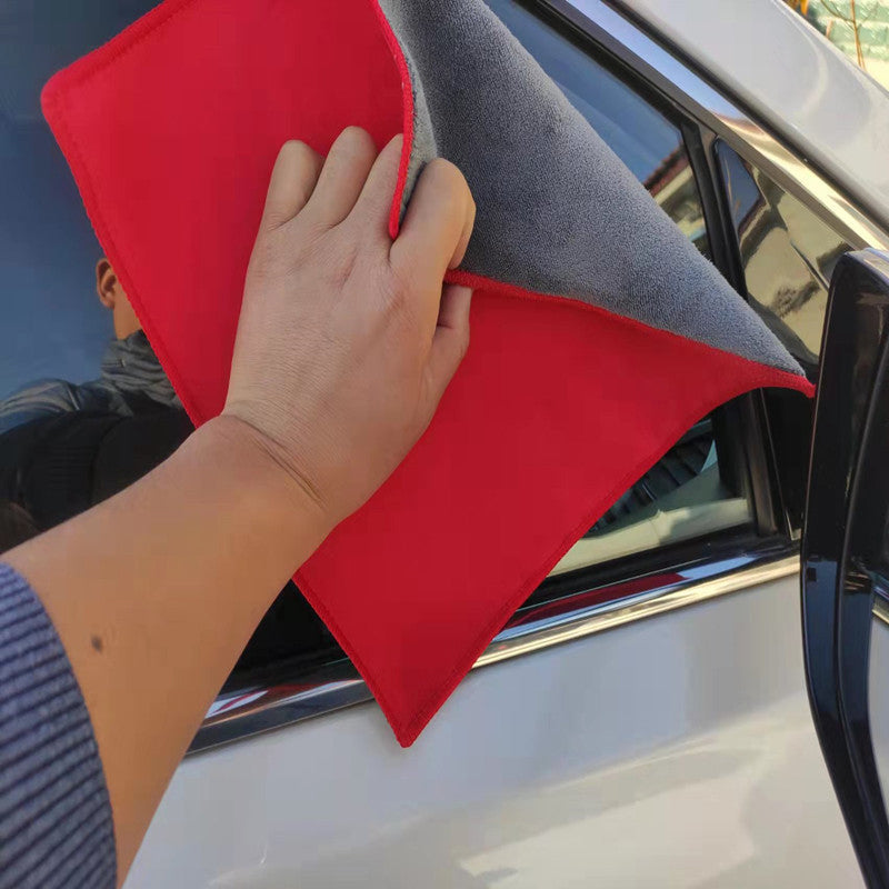 Mikropluošto šluostė automobiliui