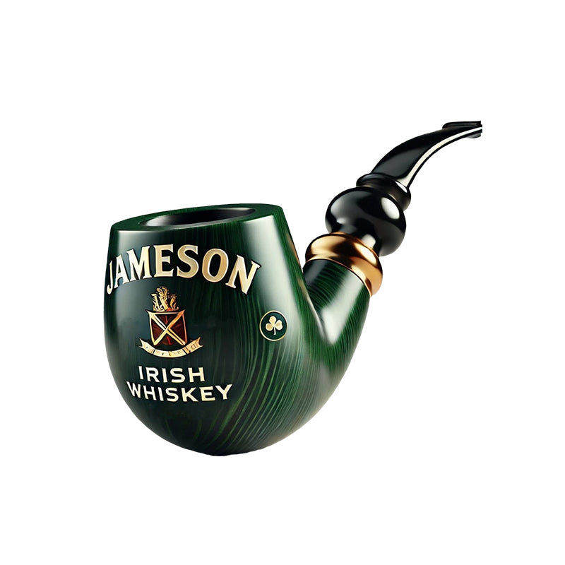 Žalia pypkė su „Jameson“ logotipu, blizgus paviršius, juoda ir auksinė rankena.