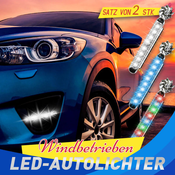 Du vėjo sukami LED žibintai prie mėlyno automobilio priekinės dalies