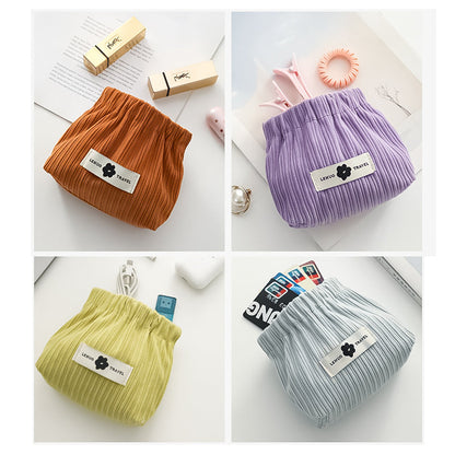 Mini velvetinės kosmetinės (2/4vnt.) – konstrukcijos detalė, žalia variantas