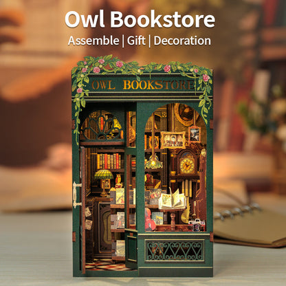 Owl Bookstore miniatiūrinės lentynos pakuotės vaizdas
