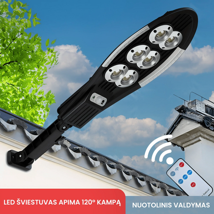 Saulės įkraunamas lauko šviestuvas – vaizdas iš viršaus