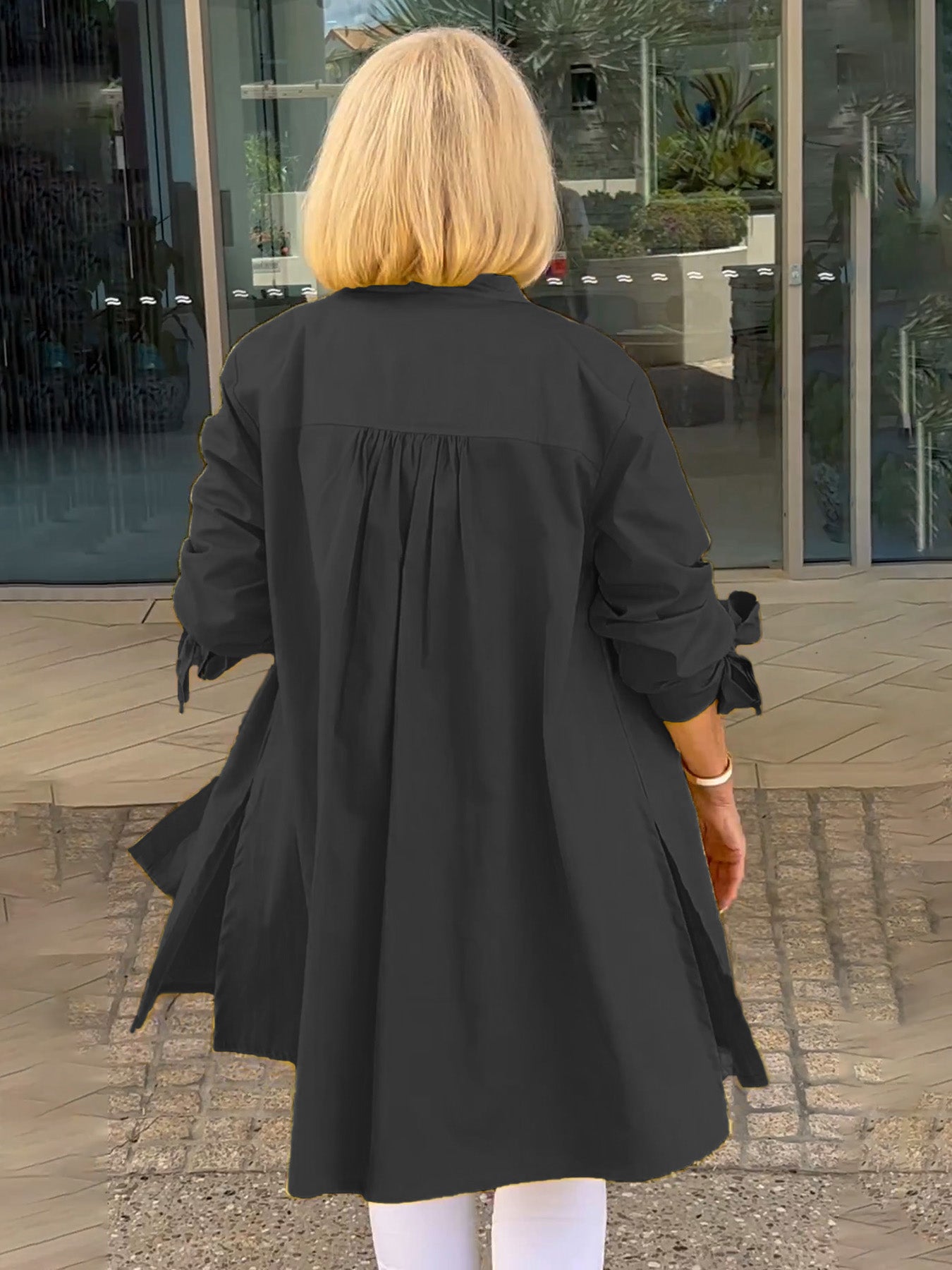 „Butterfly“ marškininė striukė elegancijai ir komfortui