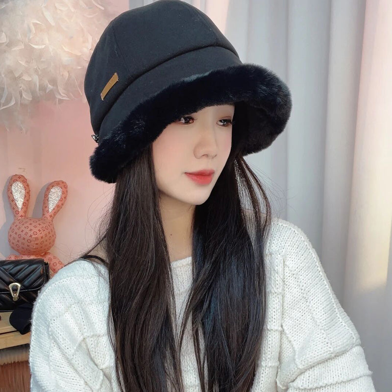 Stilinga žieminė kepurė moterims