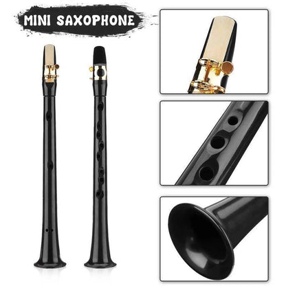 Mini saksofono kandiklis su liežuvėliu iš arti