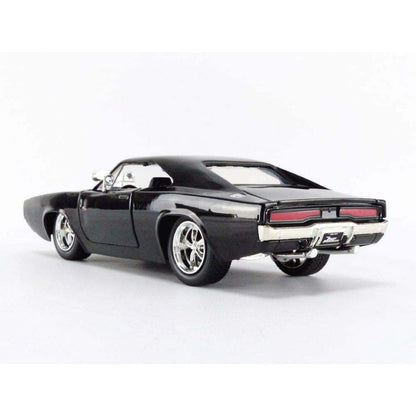 Juodas Dodge Charger modelis iš galinio šono.