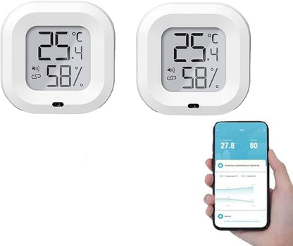 Du patalpų jutikliai su Smart Life programėlės ekranu