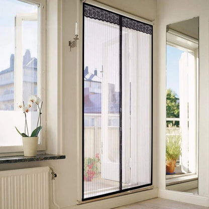 Magnetinis durų tinklelis – tinklelis balkono duryse