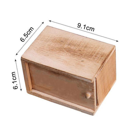 Medinės stačiakampės dėžutės matmenų schema.