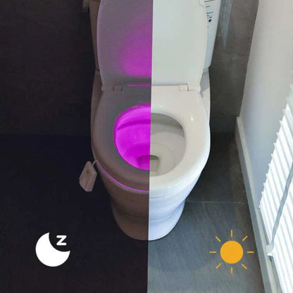 Tualetas su violetiniu apšvietimu dienos ir nakties palyginime