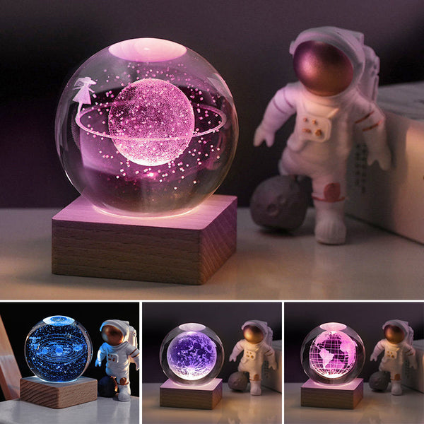 Dekoratyvinis 3D galaktikos šviestuvas - rožinis galaktikos rutulys su astronautu