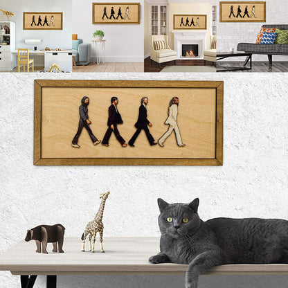 The Beatles paveikslas skirtinguose kambario interjeruose