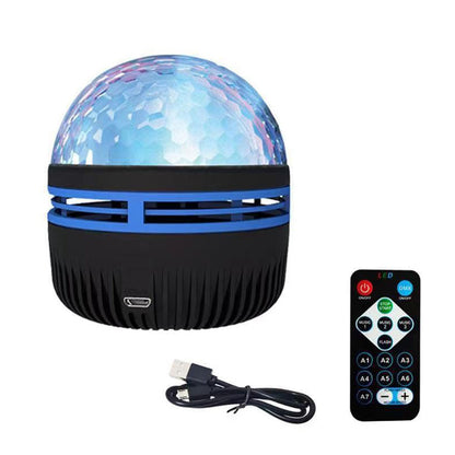 LED projektorius, pultas ir USB laidas