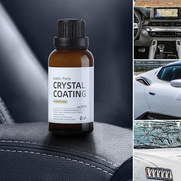 Automobilio plastiko atnaujinimo priemonė pastatytas lauko augalų fone