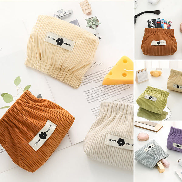 Mini velvetinės kosmetinės (2/4vnt.) – bendras vaizdas, ruda variantas