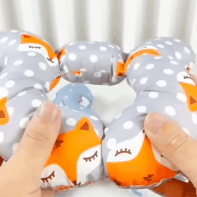 Kūdikio pagalvėlė kaklo atramai – gaminys parodytas iš priekio