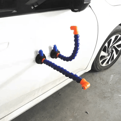 Automobilio kėbulo įlenkimų atstatymo įrankis